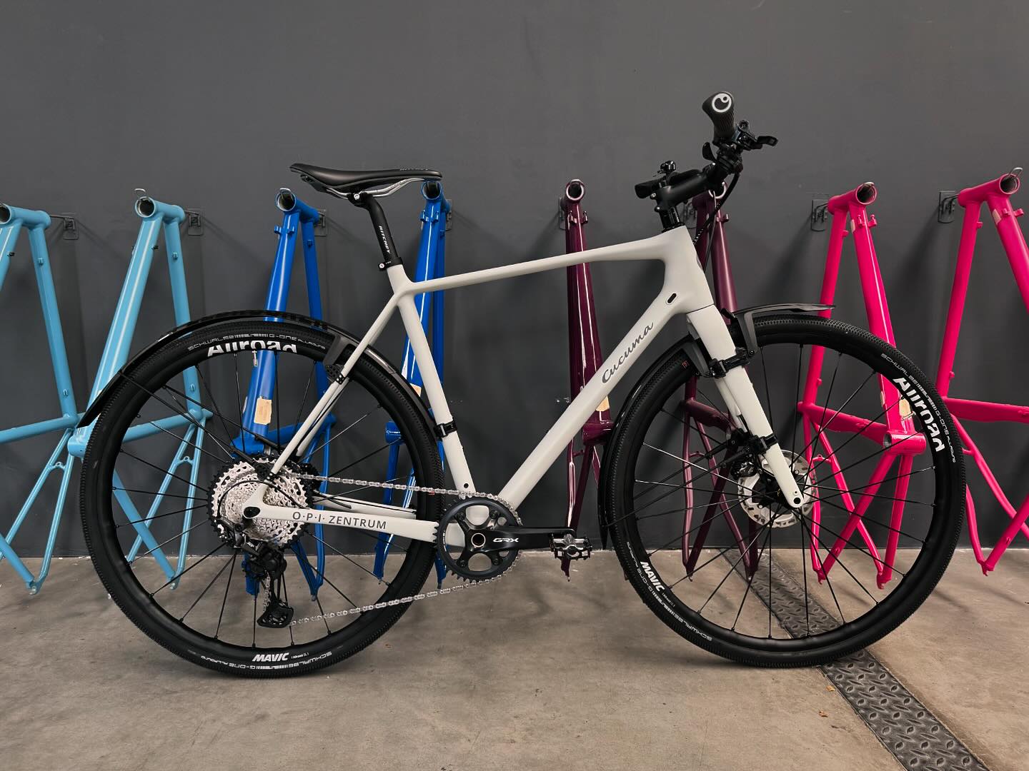 muc off rennrad Muc-Off CO2 Kartuschenpumpe Inflator Kit Road Inkl. 2x16 g Kartusche & Neoprenhülle, 2116, Rennrad, Pink Sport & Freizeit Farbe:Natur (unbehandelt) und weißes Seil Continental Reifen Continental Race climbing gear organization