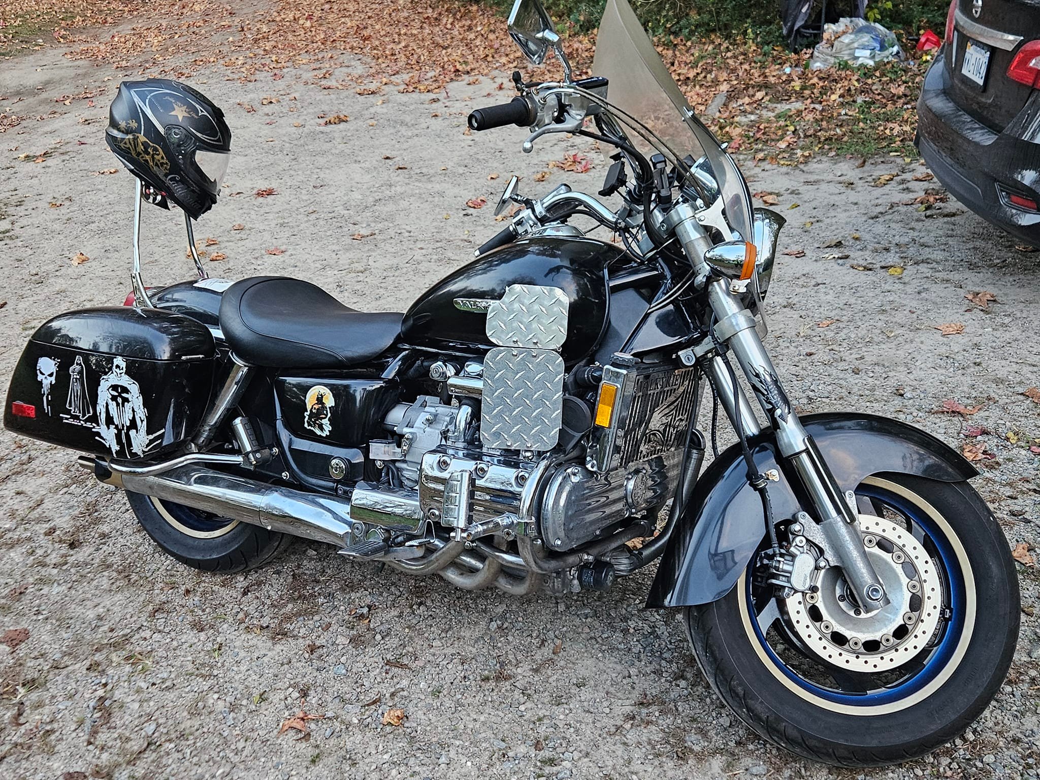 My daily Black horse Ride 🏍️💨