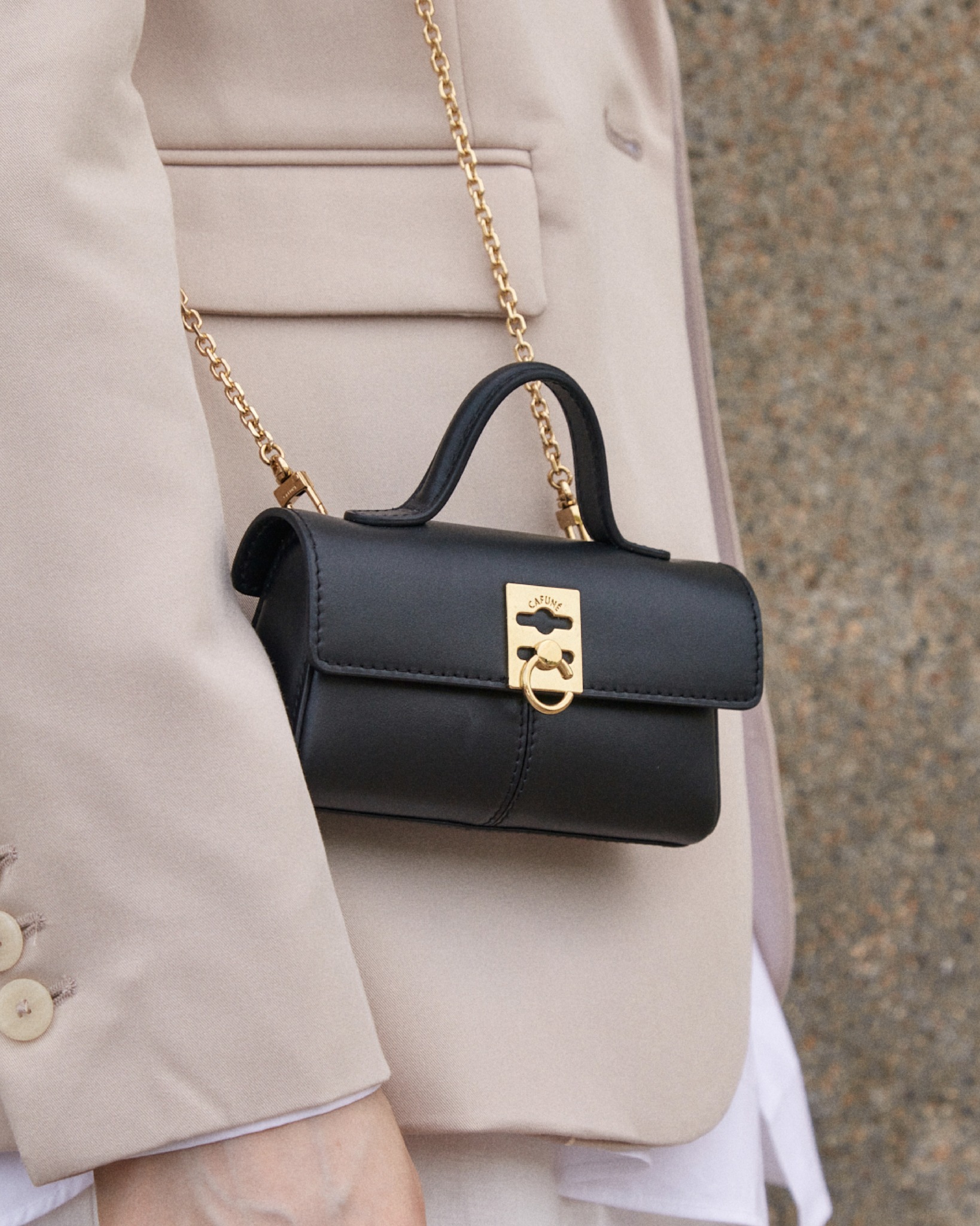 The Mini Stance is a playful take on the classic Stance Bag