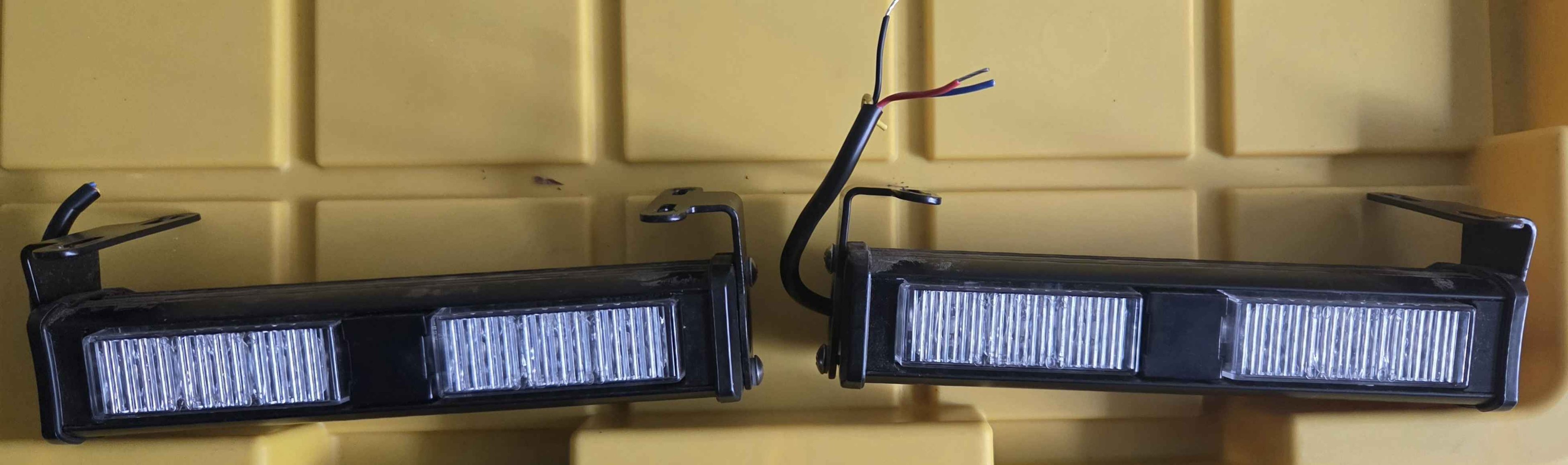 Emergency Lights Sirens And Radios | Up for sale is a pair code 3 xt302 ...
