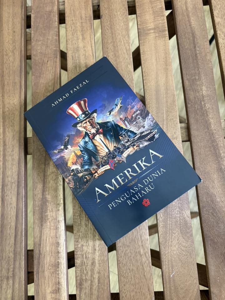 The Patriots - LUASNYA ISTANA MELAKA - 95 METER PANJANG DAN TUJUH ...