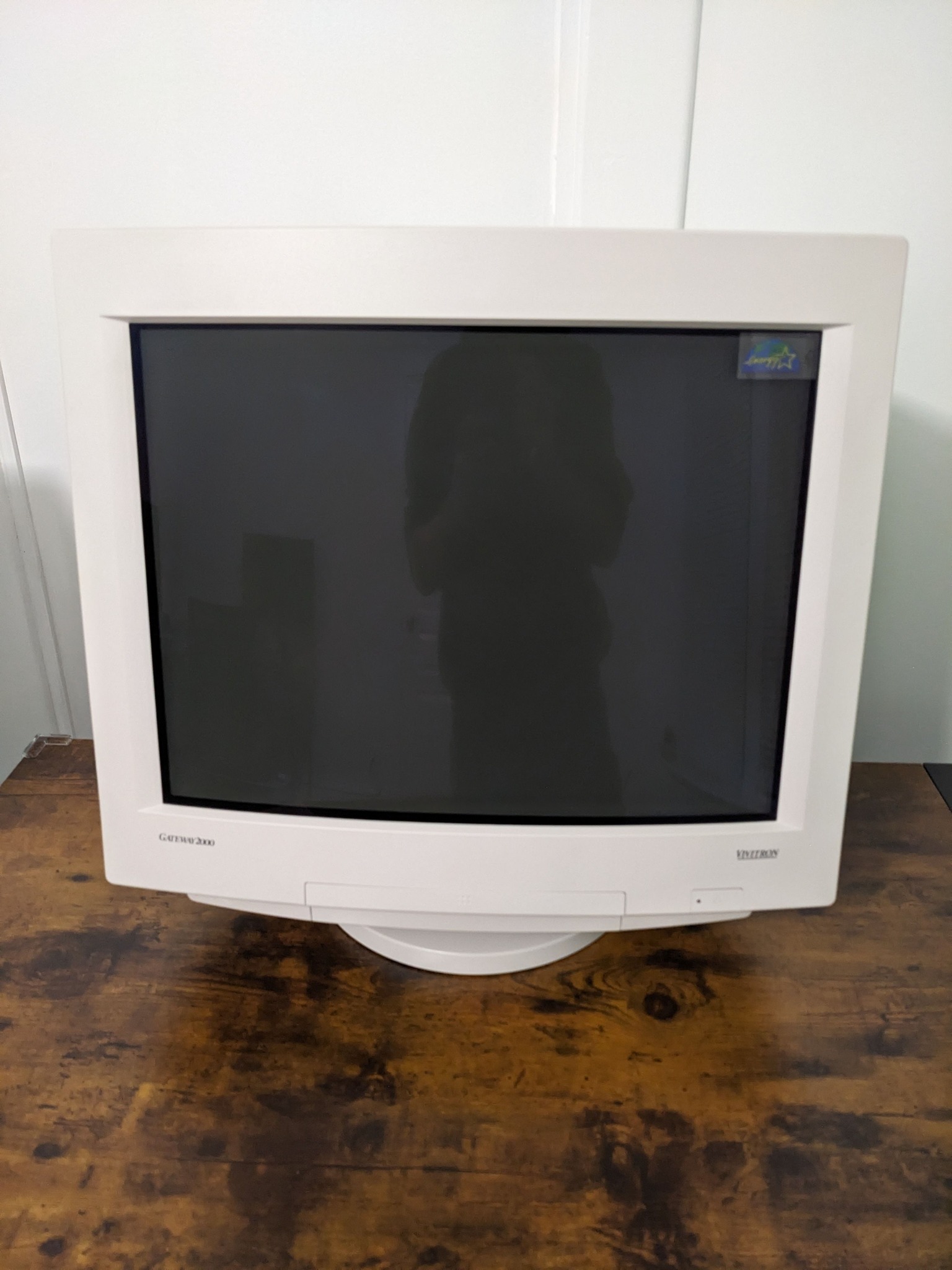 Mitsubishi Diamondtron M2 RDF223H 22 inch monitor review
