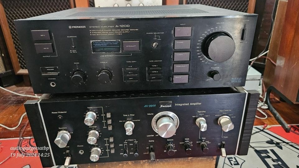Roland SA-1200 Stereo Power Amplifier ​Key Specifications: ​Model
