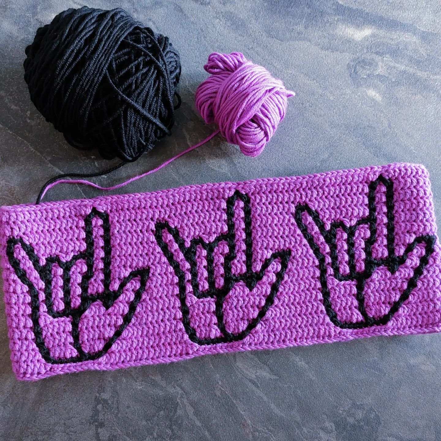 Sixel - Started working on a love pillow for the new Hand Signs mosaic ...