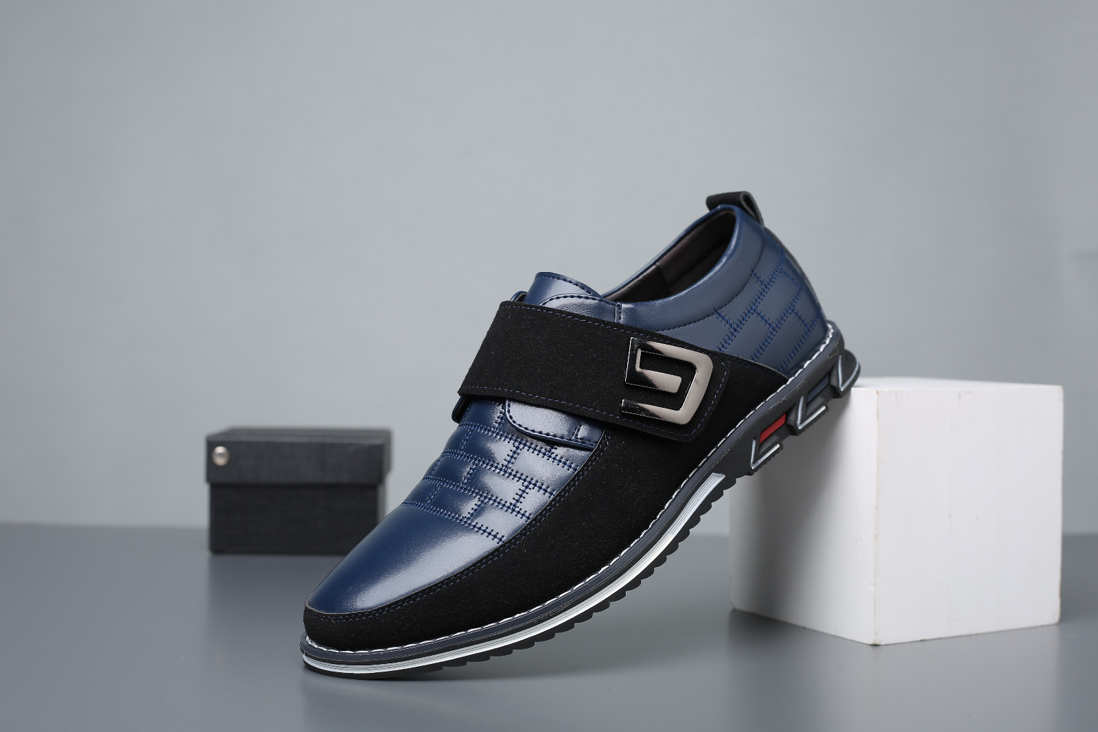 dress shoes black friday The holidays are around the corner, elevate your formal game accordingly. Your shoe upgrade is waiting during the sale bit.ly/49BTmIn #ALDOShoes *Offer applicable on select style Smooth leather upper with Black Velvet Wrap Kaia Gerber Revives the Pant Size:31