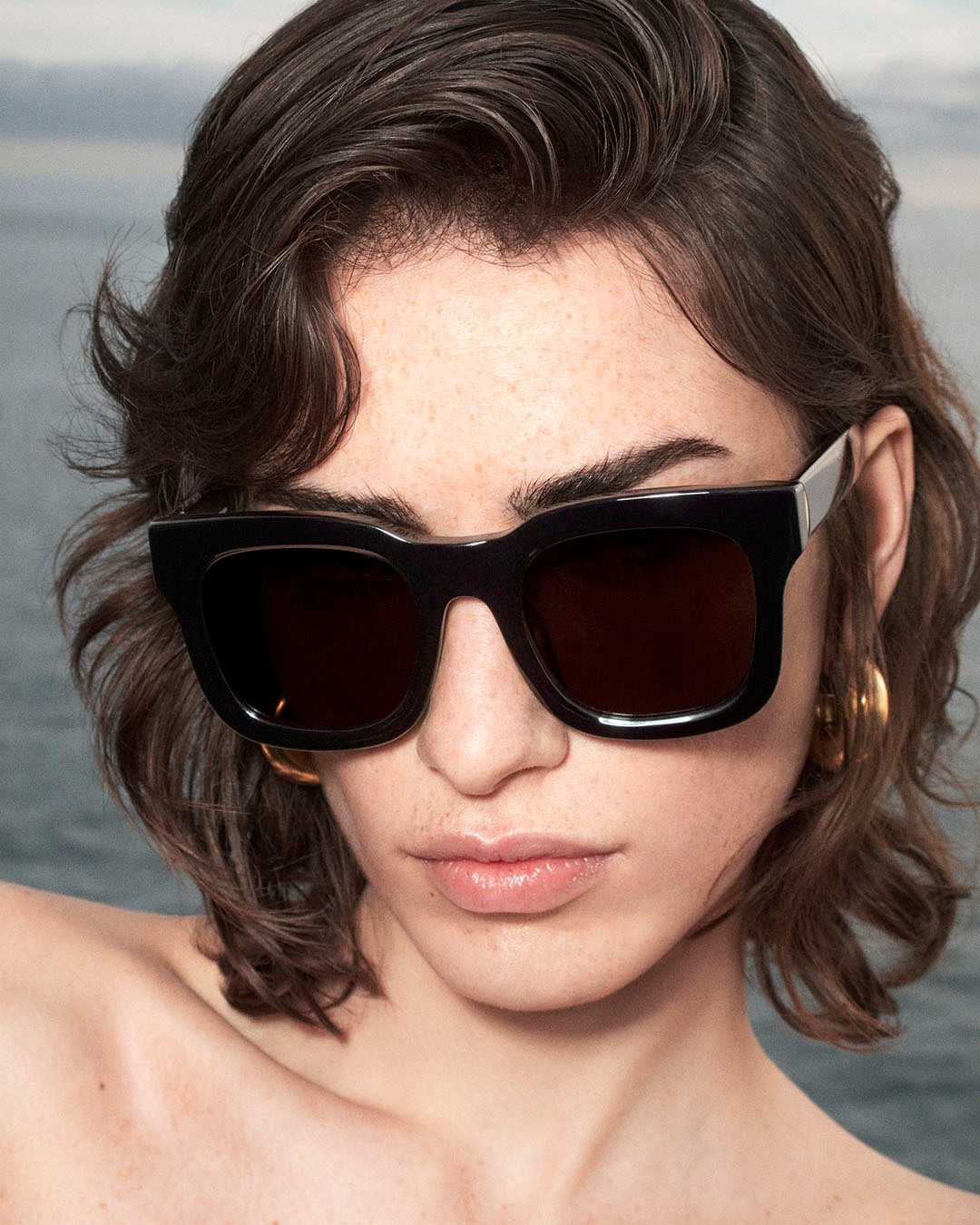 COS × LINDA FARROW​ 'There's a distinct and powerful emotion that