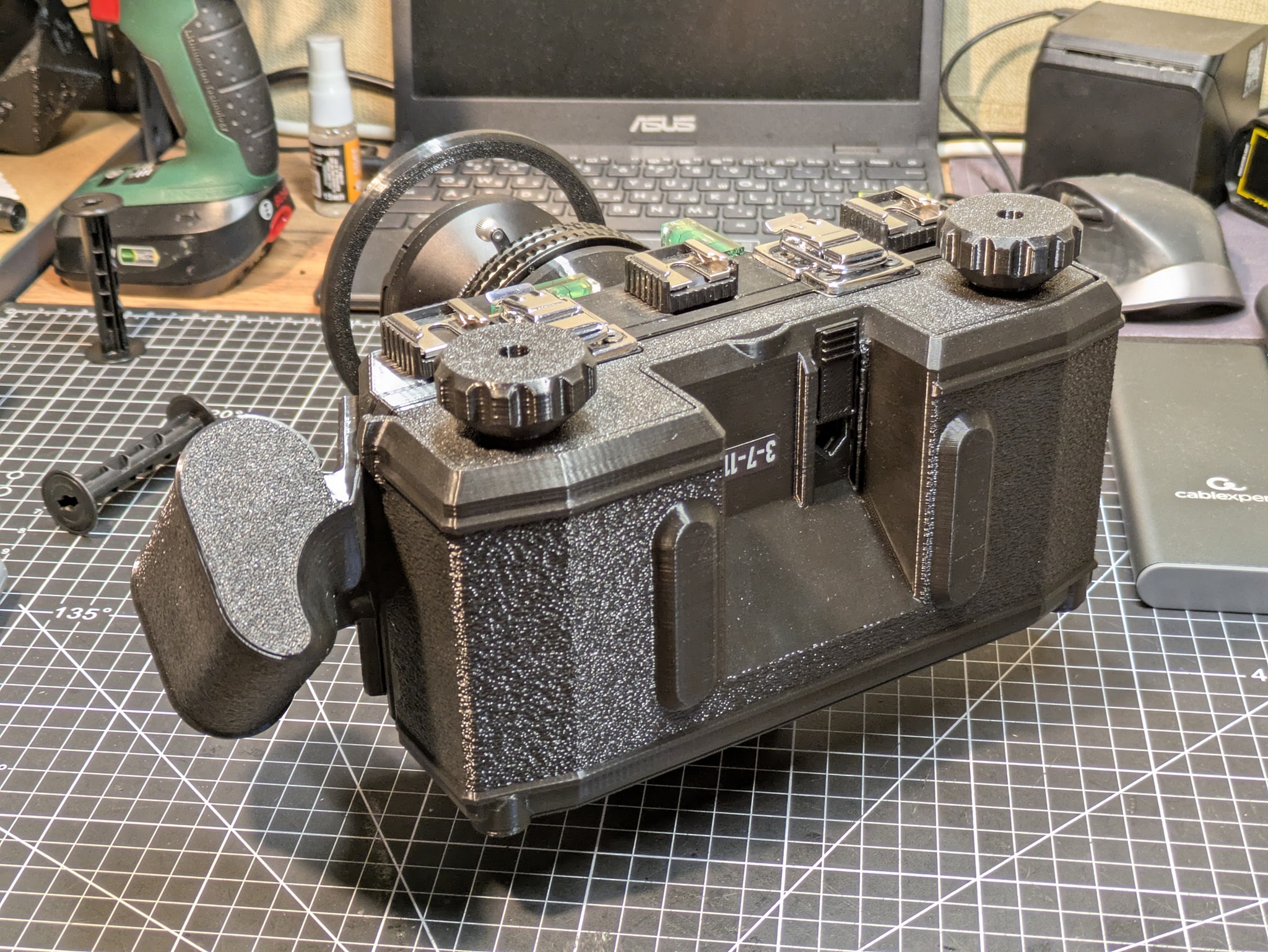 Using 6x17 camera with upside down cassette