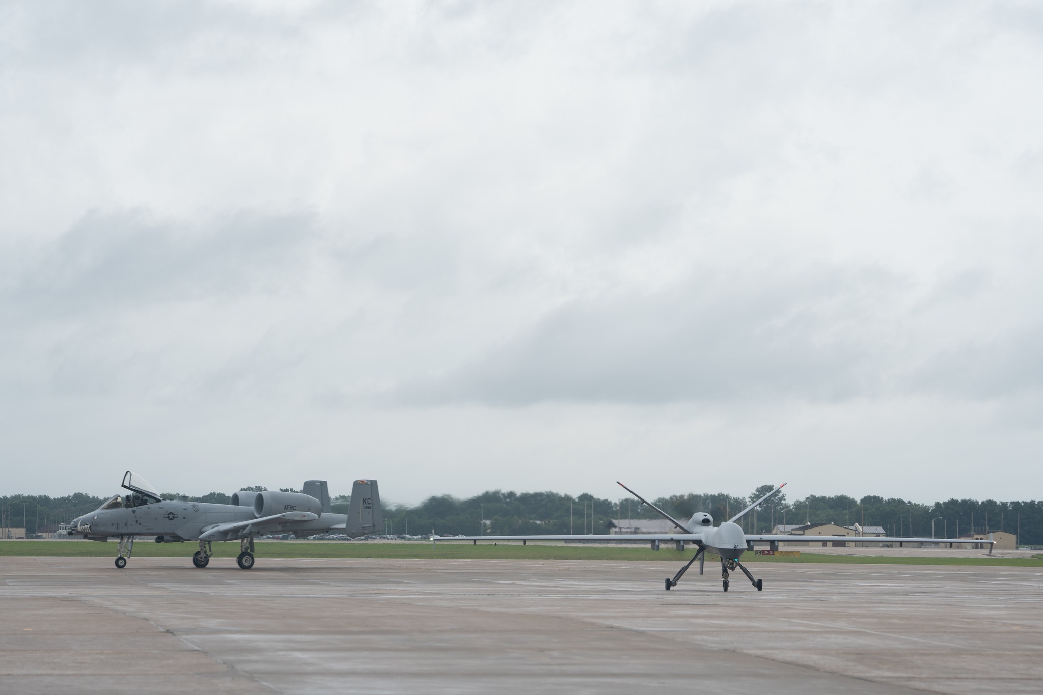 MQ-9 Reaper lands at Whiteman Air Show