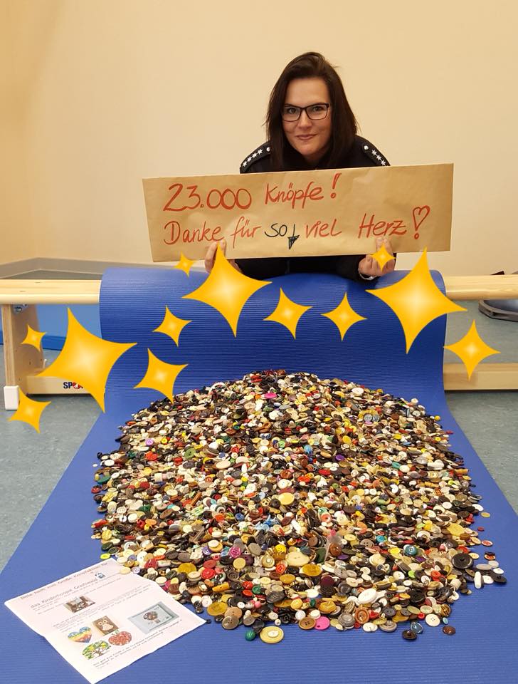 Polizei - +++ Knöpfe für das Kinderhospiz in Greifswald +++ Unsere ...