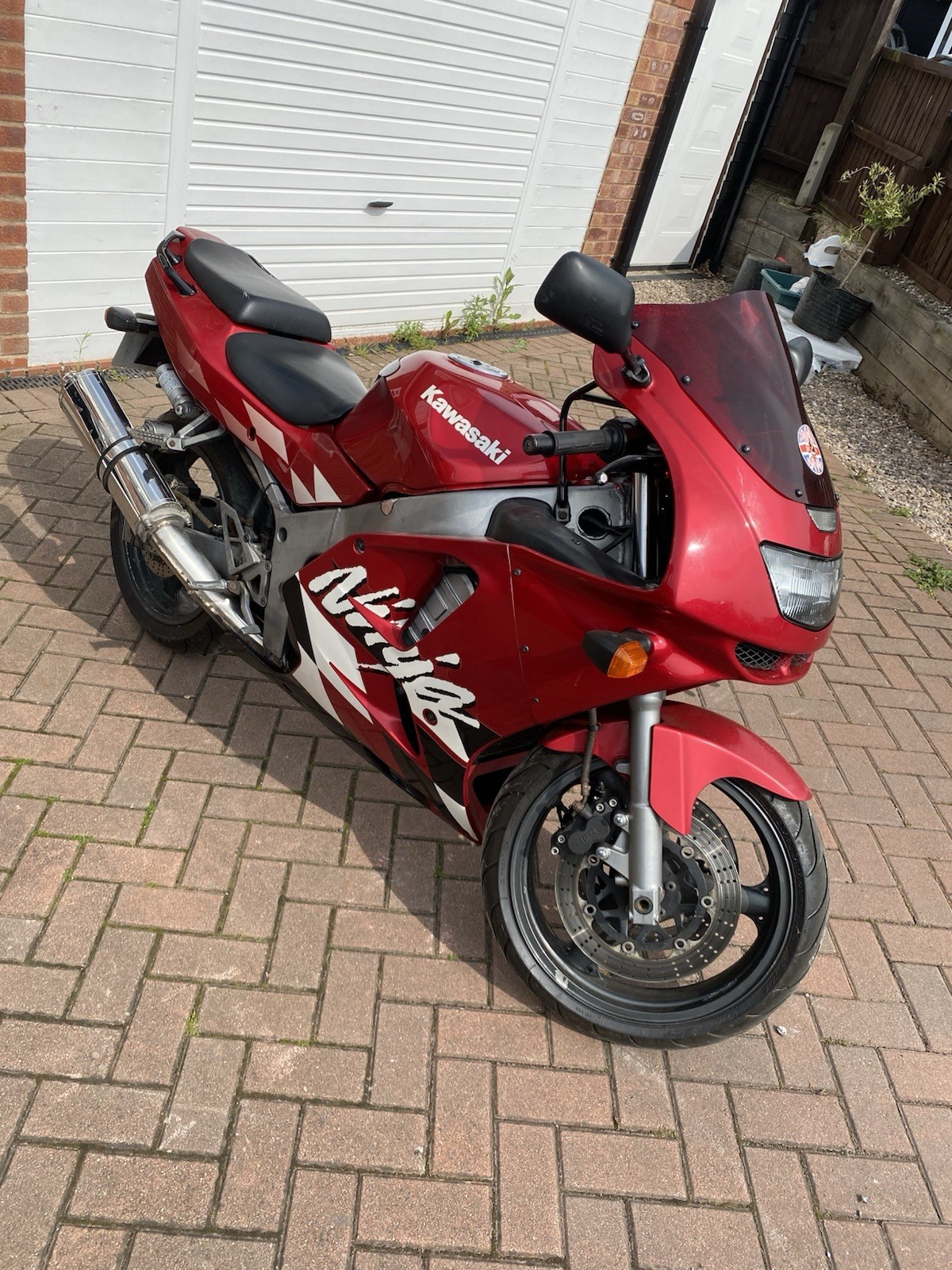 The 1999 Kawasaki Ninja ZX-7R P4 is up for grabs, complete with a