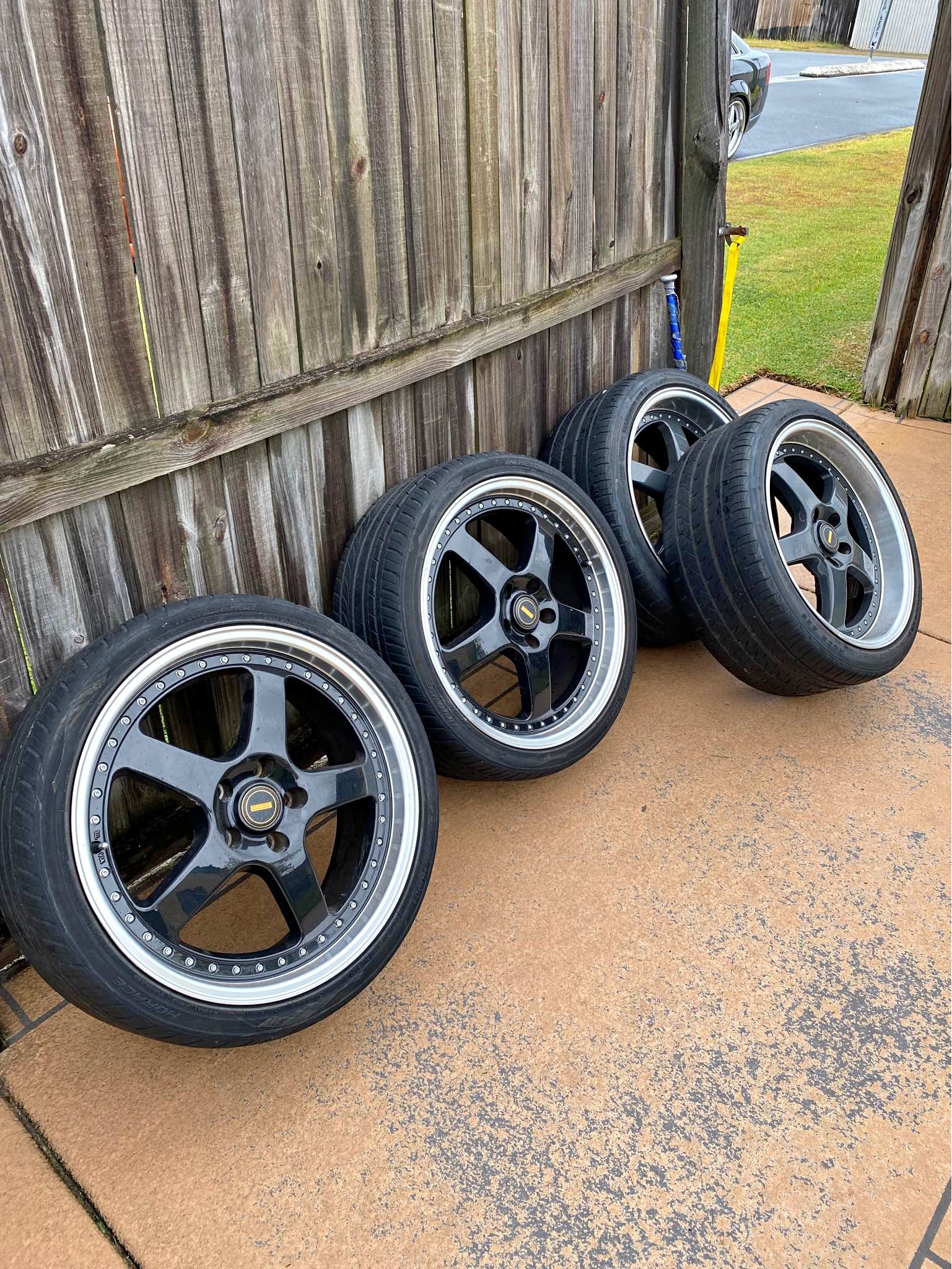 Staggered rep Simmons - Car Wheels, Tires & Parts - Marsden | Facebook ...