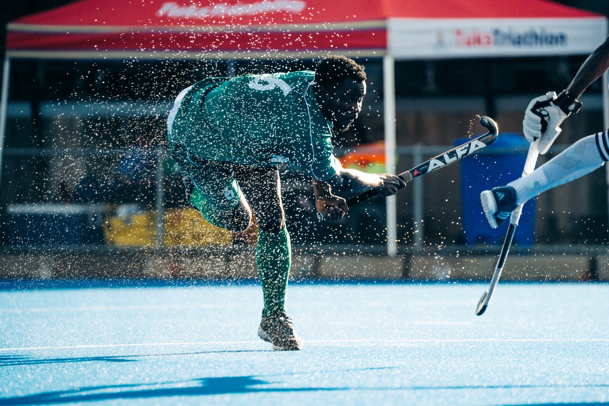 The race for the... - International Hockey Federation (FIH)