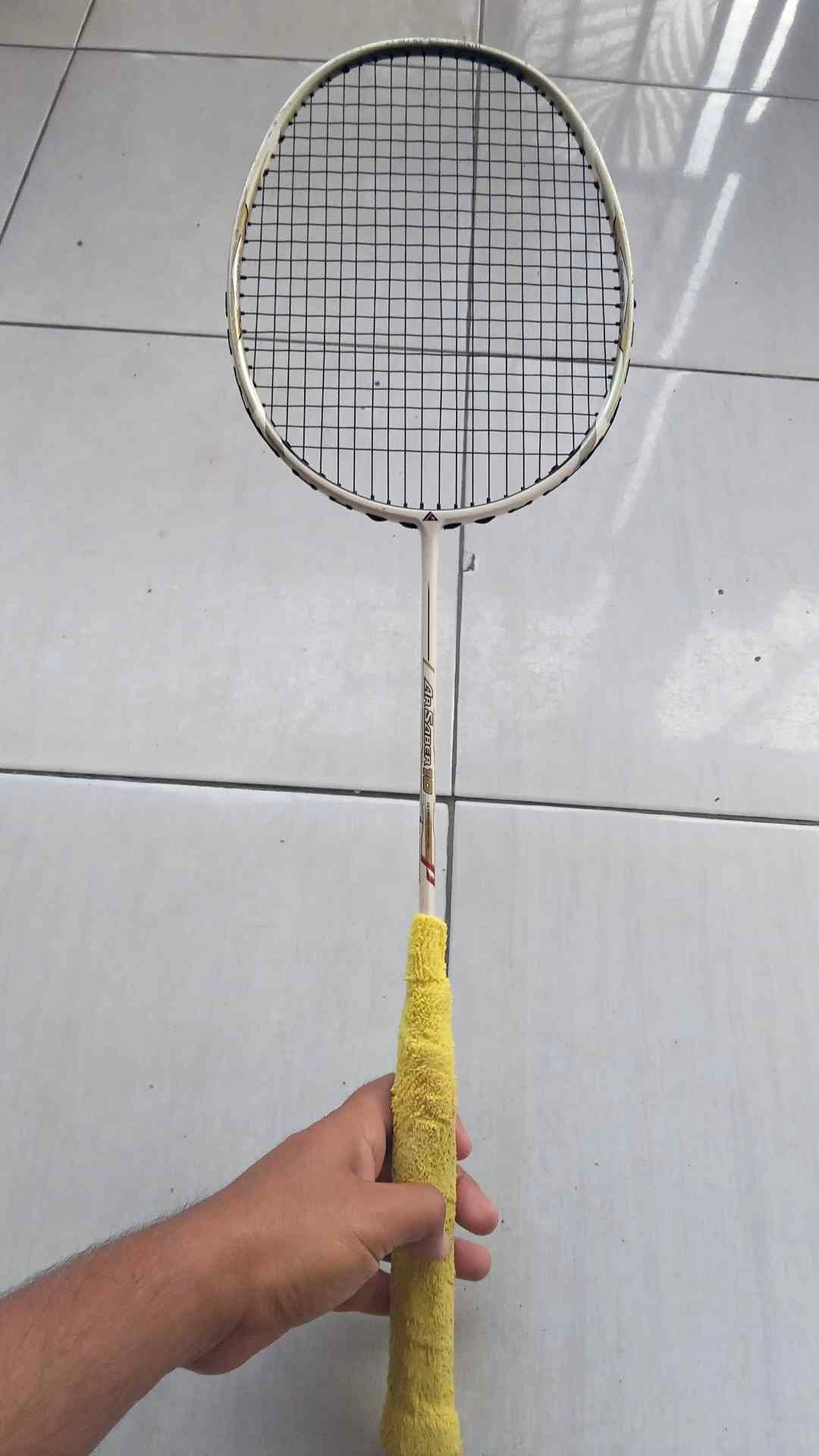 Di jual raket yonex ar saber 10 ,snar baru bg65,tarikan 28 lbs ...