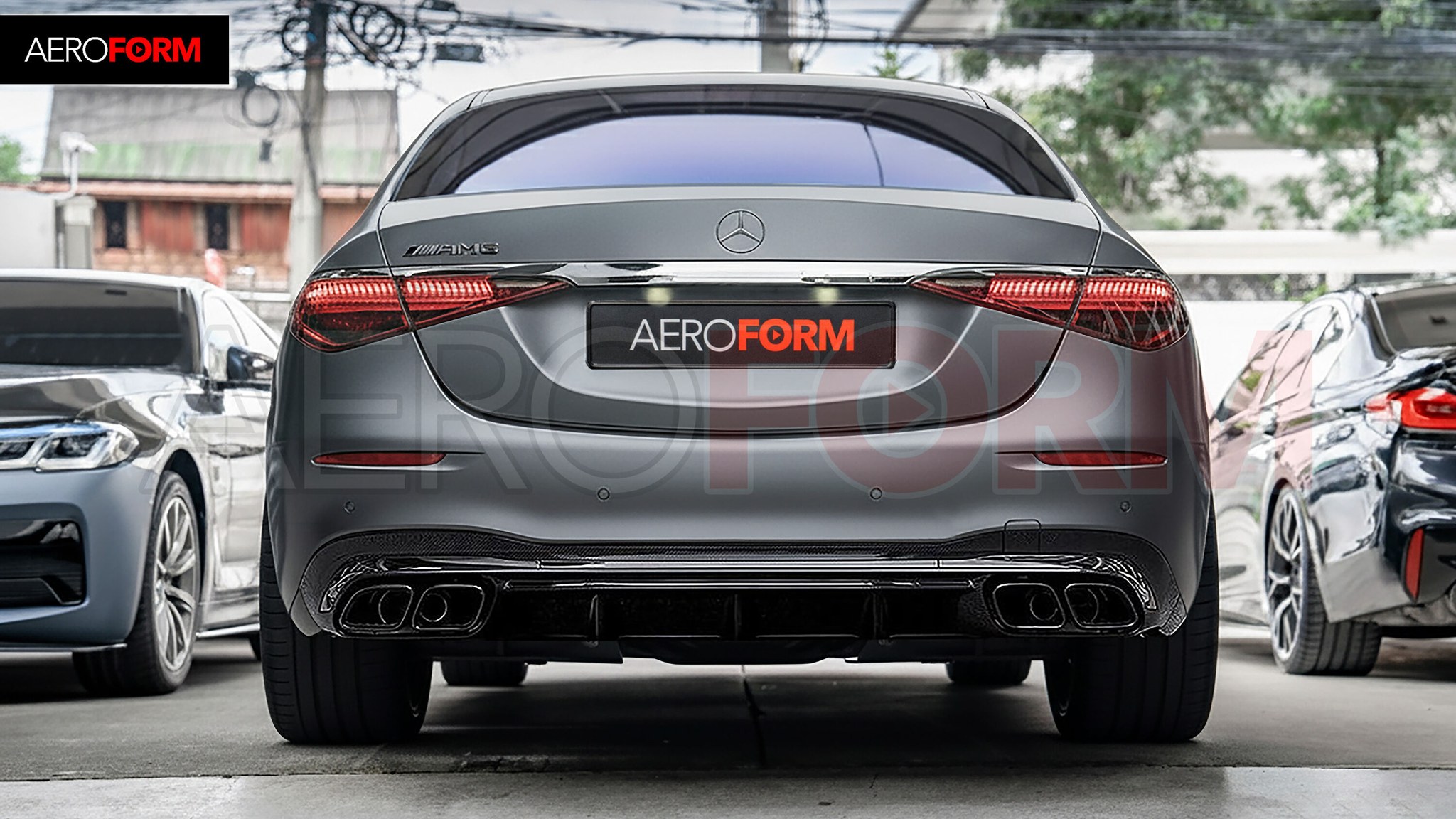 Aeroform - จอดรถ... กดค้าง... เพื่อเปิดหลังคา? มัน 