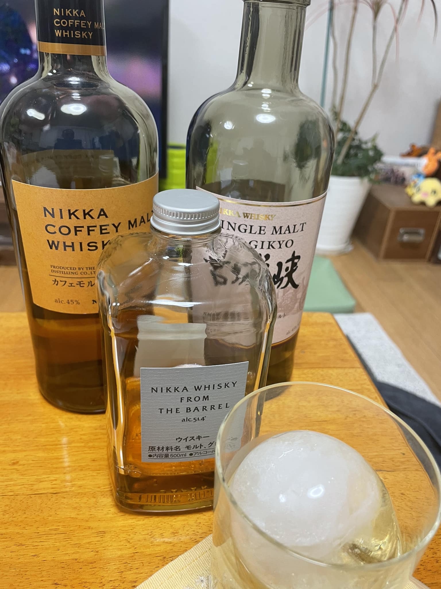 ニッ活〜🎵 カフェモルト 宮城峡 フロムザバレル にて…乾杯です〜🥃