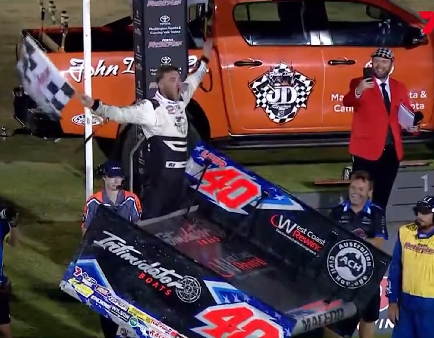 Codeman - COLE MACEDO WINS THE USA v WA SPEEDWEEK FINALE 🏁 Macedo gets ...