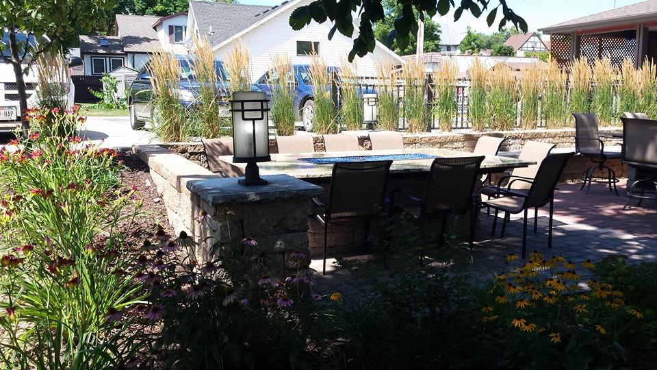 Larsen Landscape Home