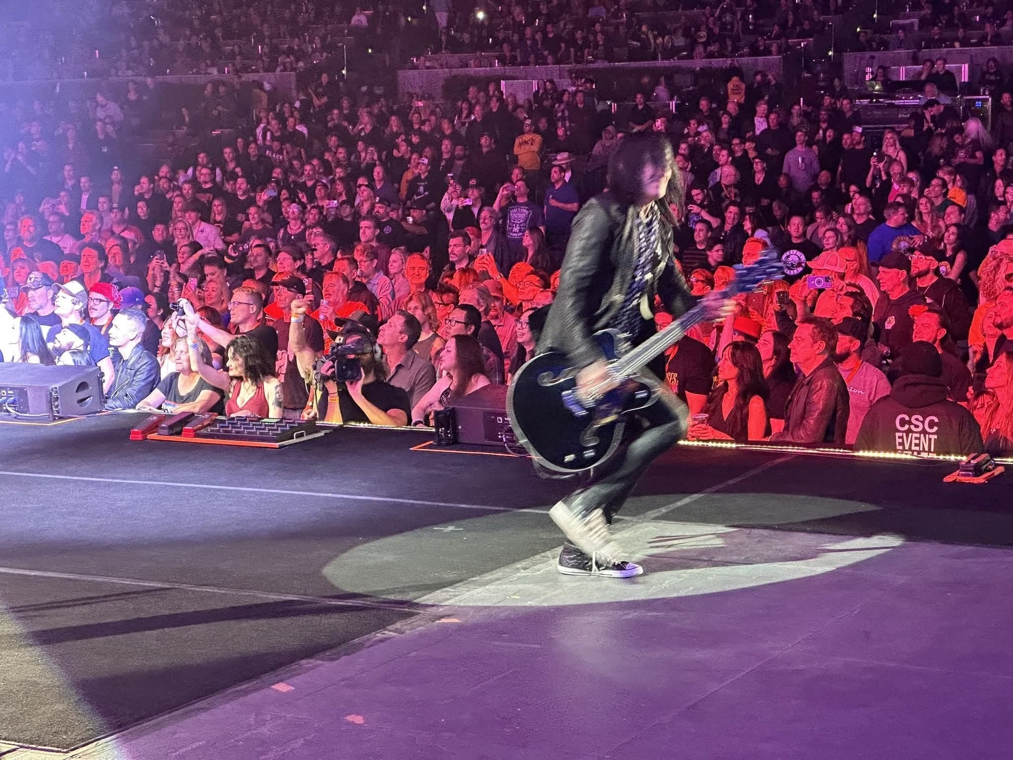 GUNS N' ROSES 2023 LAハリウッドボウル公演 スウェット 新品