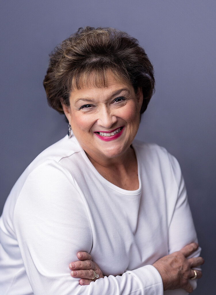 Theatre Albany - Vickie Knuckles: Director Andrew Bode:... | Facebook