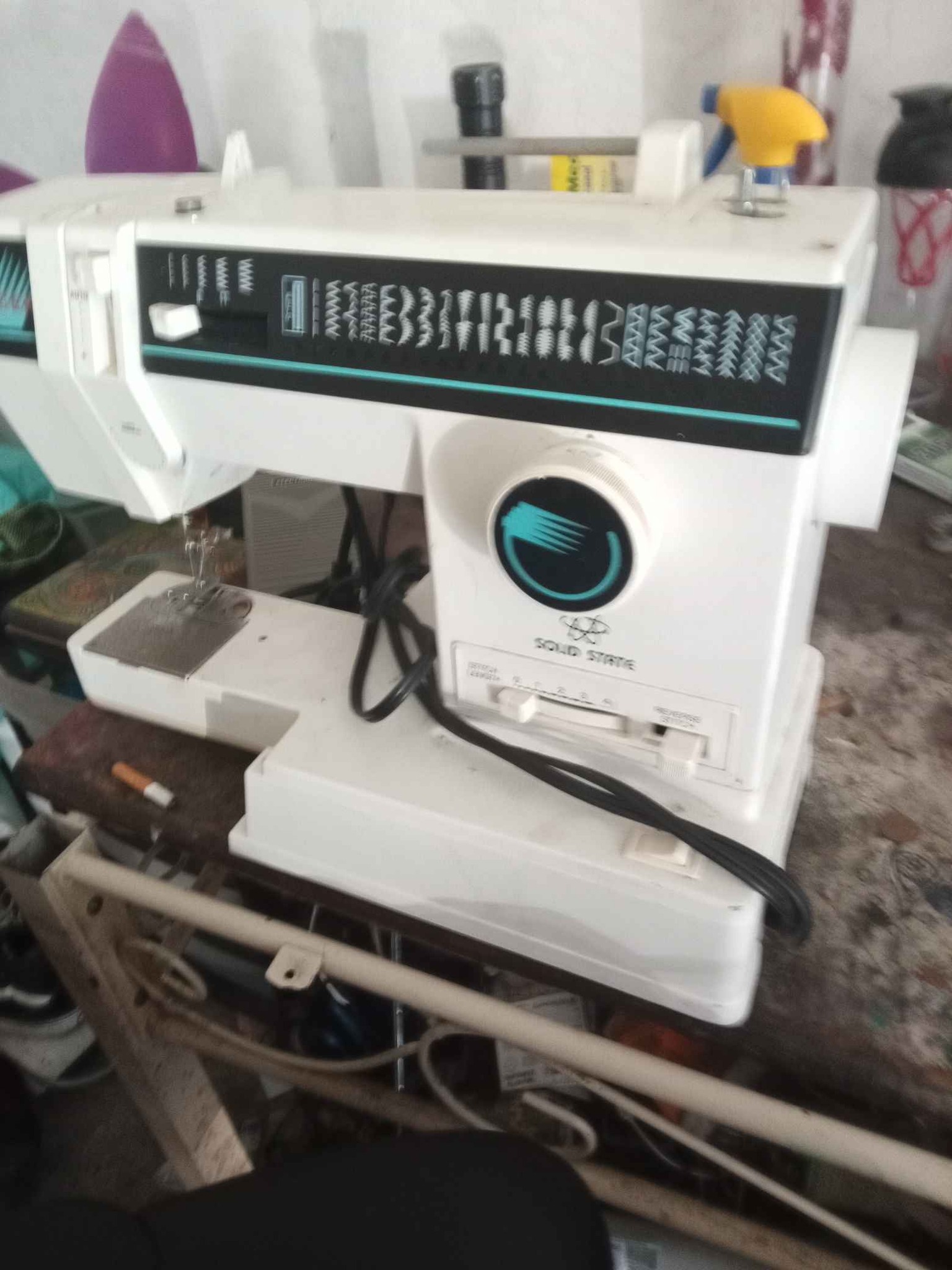 Singer sewing machine 9044 - Sewing Machines & Sergers - Port Charlotte ...