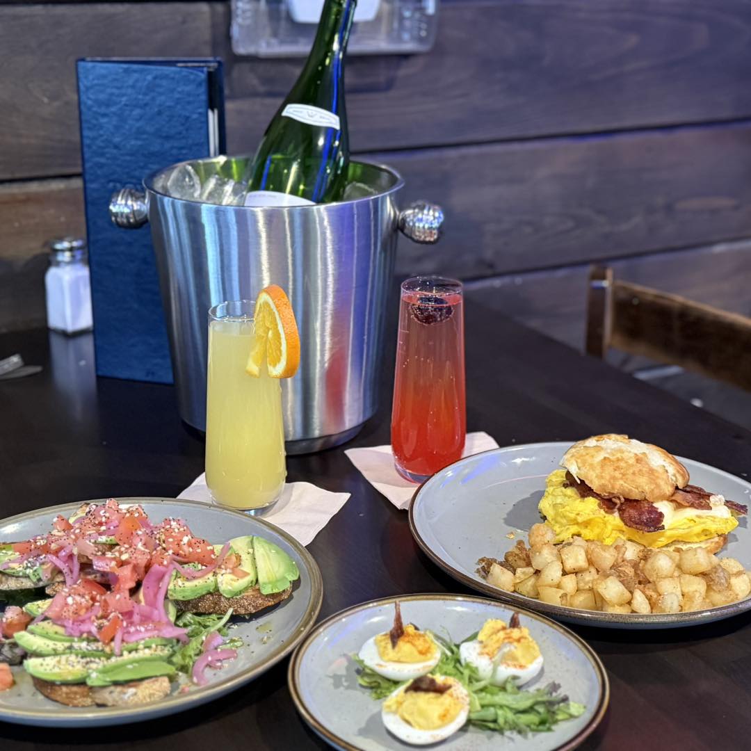 Brunch plans for tomorrow? 🥂🍳 Make your Sunday a little more