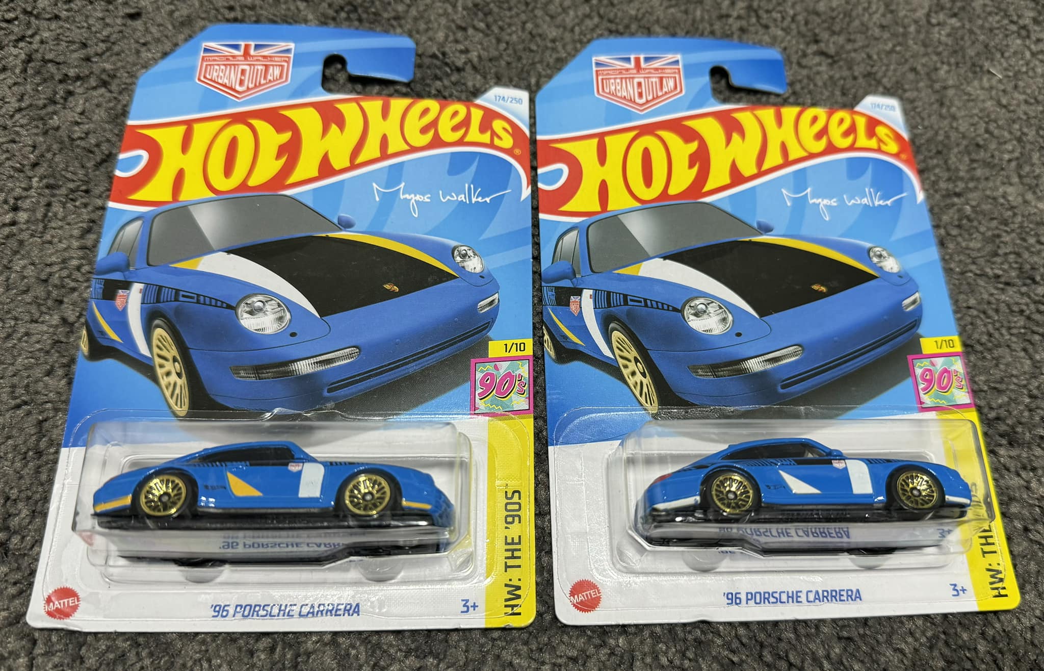 Hot Wheels '67 Porsche 911 R standard and chase versions