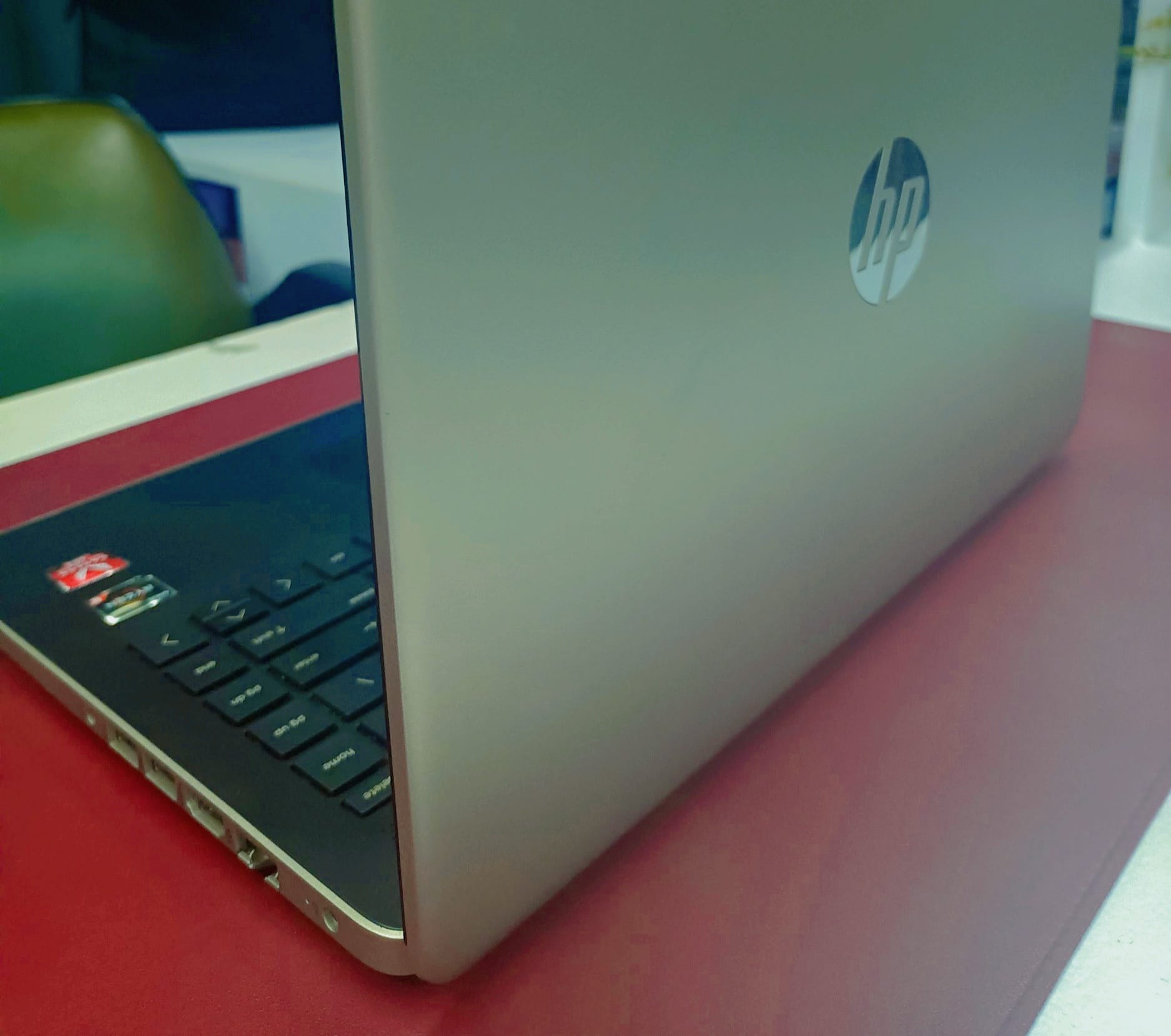 HP Laptop 14s-dk0xxx 8GB ram 512 ssd Ryzen5 3500U with Radeon Vega 