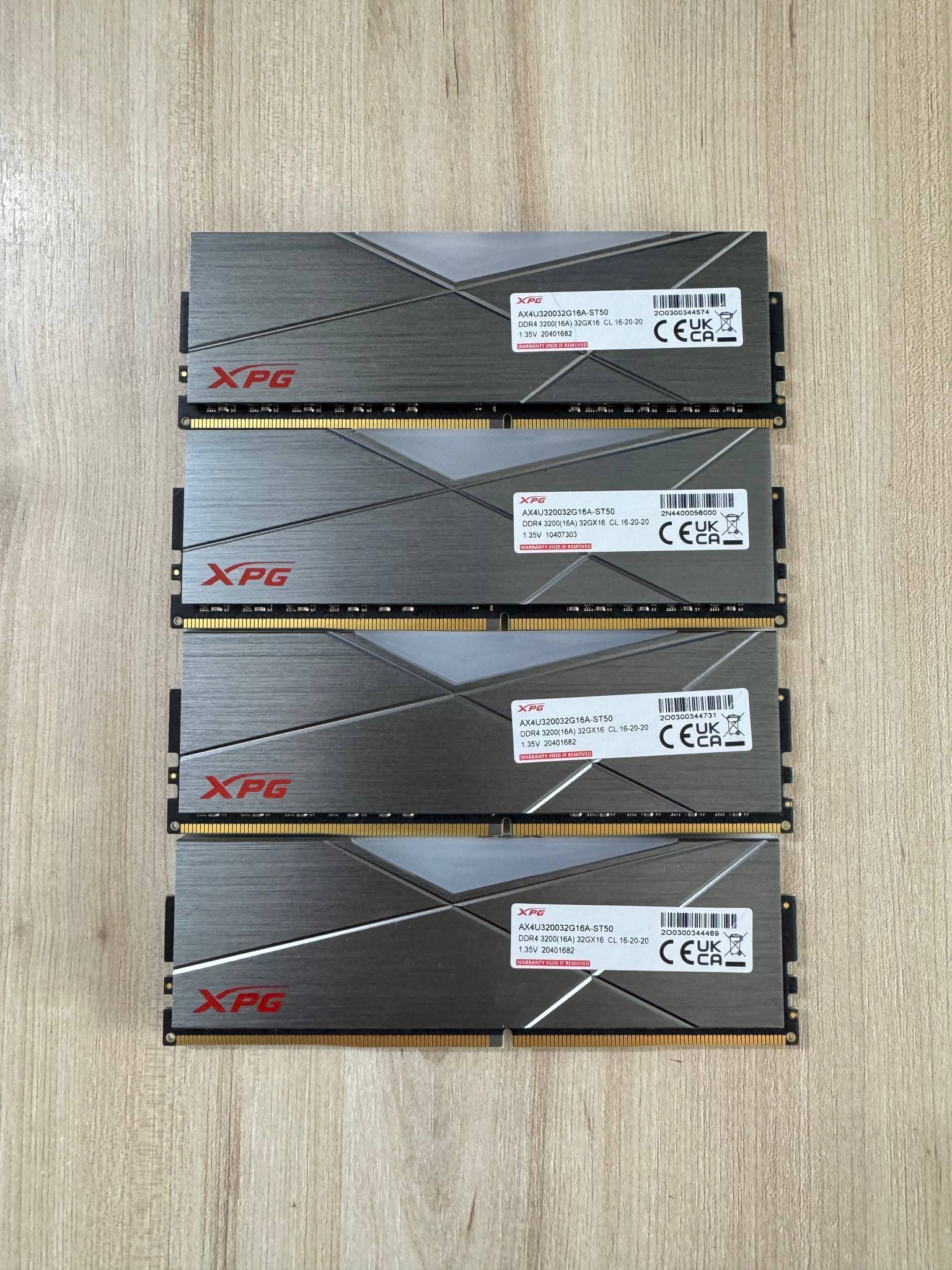 XPG D50 128GB (32GBx4) 3200MHz DDR4 - RAM មួយទឹក 