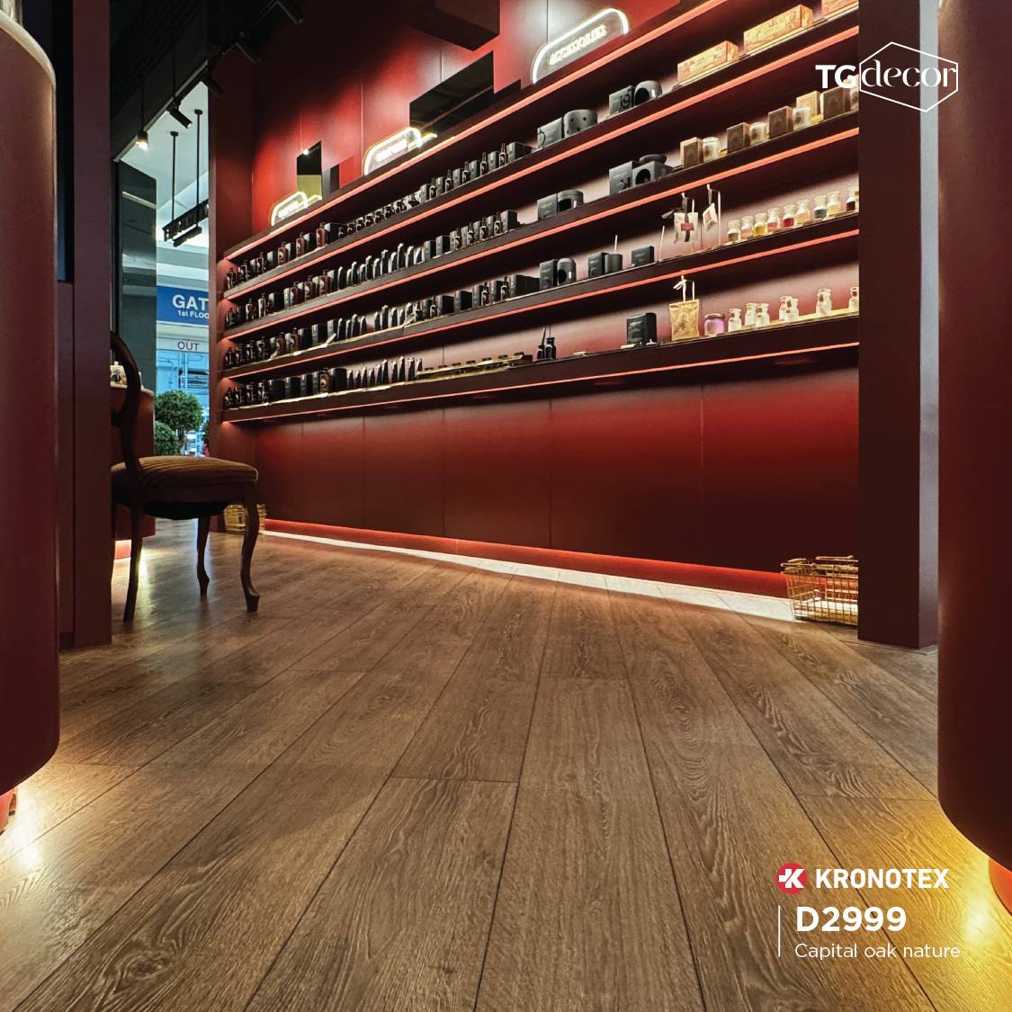 รีวิวงานติดตั้งพื้นไม้ KRONOTEX สี D2999 Capital Oak Nature ในช็อป ...