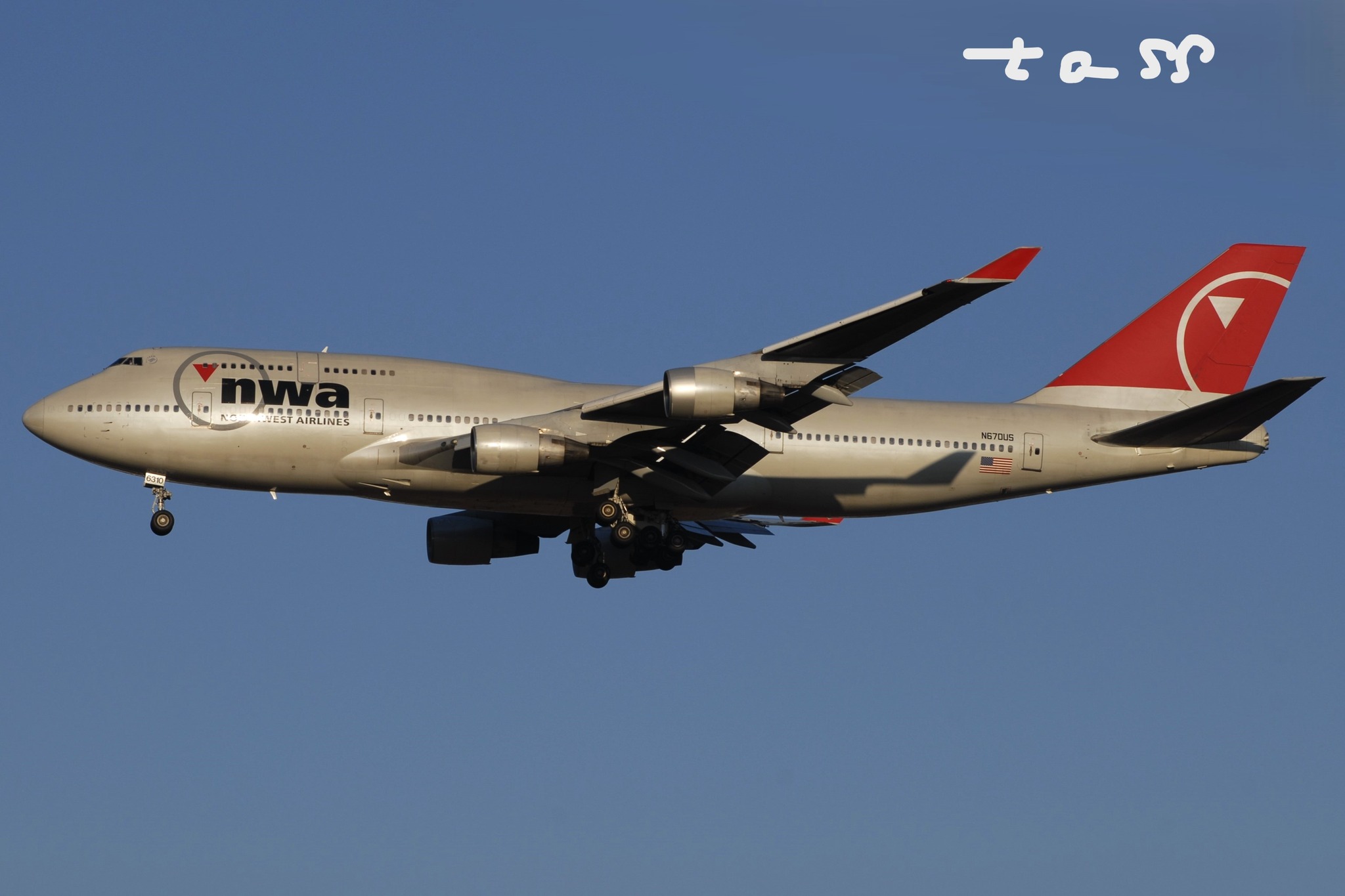 Northwest 747-400, AMs 1998. @northwestairlines