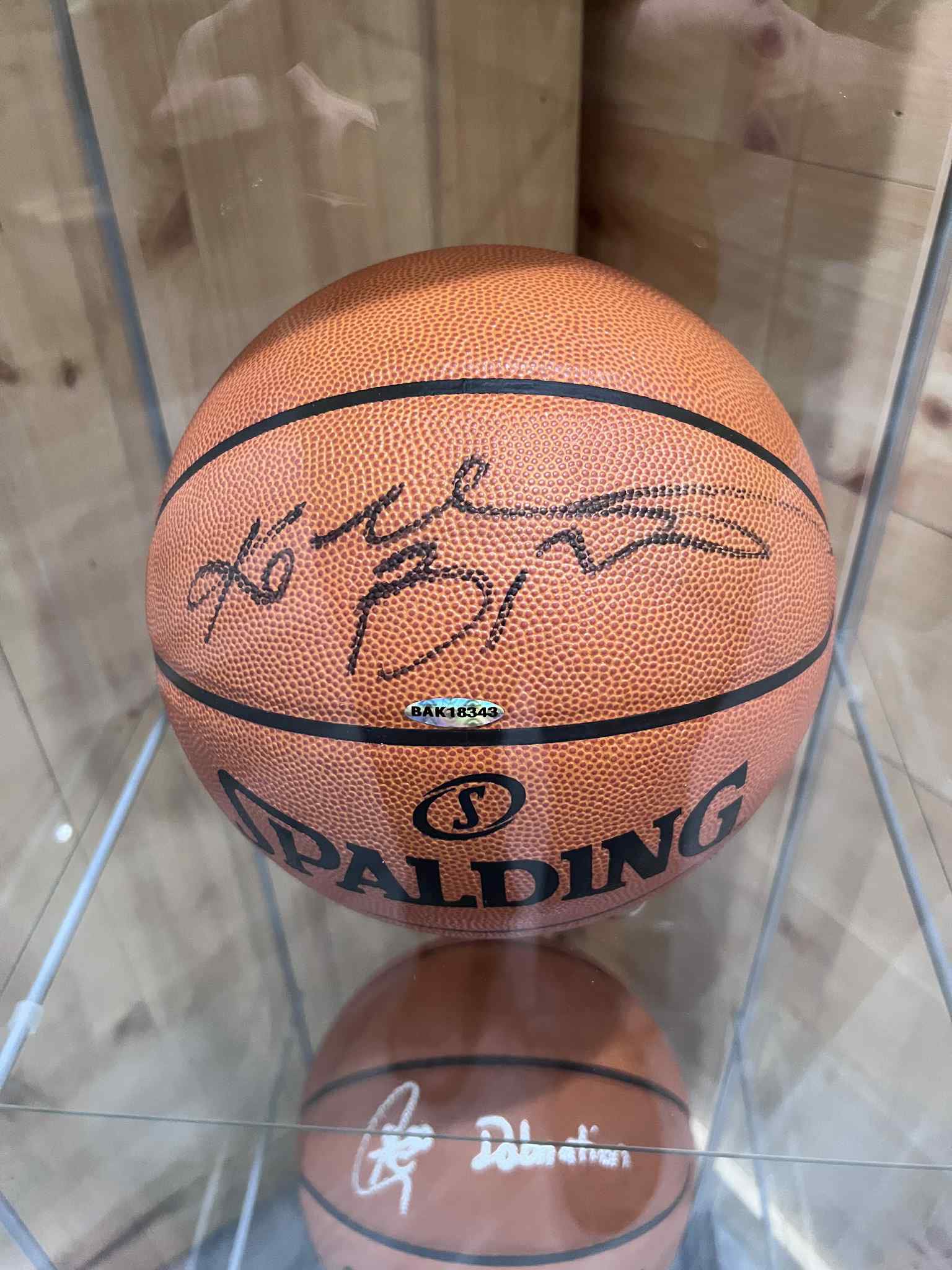 Kobe Bryant signed basketball He signed it April 5, 2008. With 