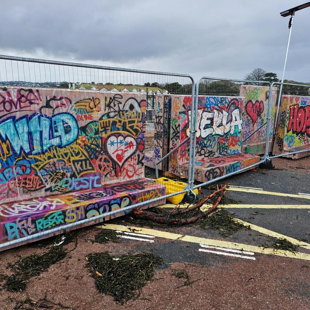 Spotted - Paignton's new sea wall is looking good.... | Facebook