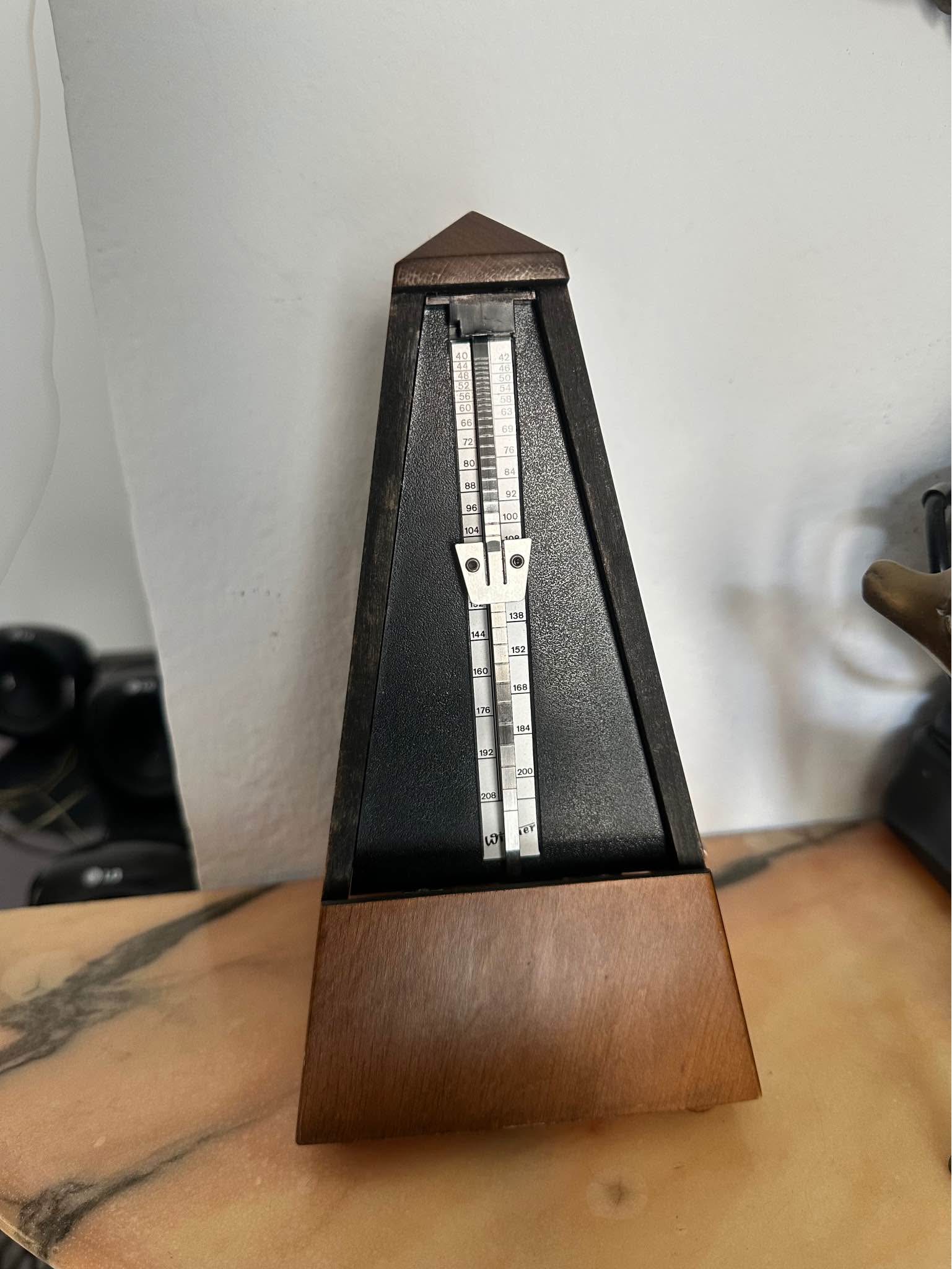 Métronome Mécanique Wittner Taktell - Pyramide Bois - Mécanique à Remontage - Fabriqué En Allemagne - Avec Cloche