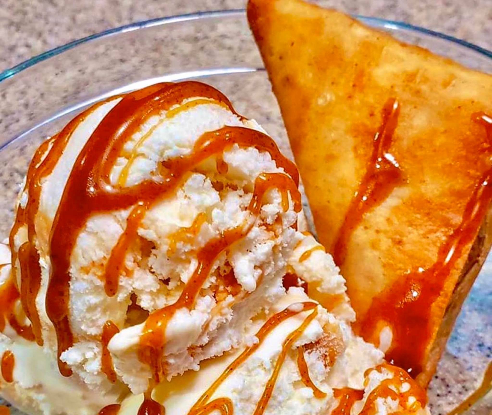 Cut Da Carb 🍎Low Carb Mini Apple Turnovers🍰 YES YES we...