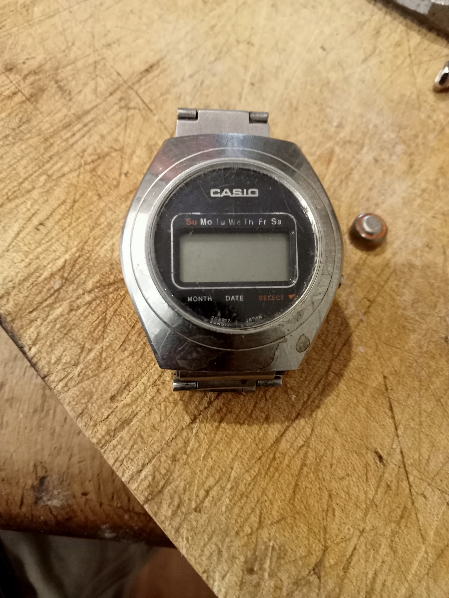 Showcasing a 1970s Casio Casiotron R15 Watch