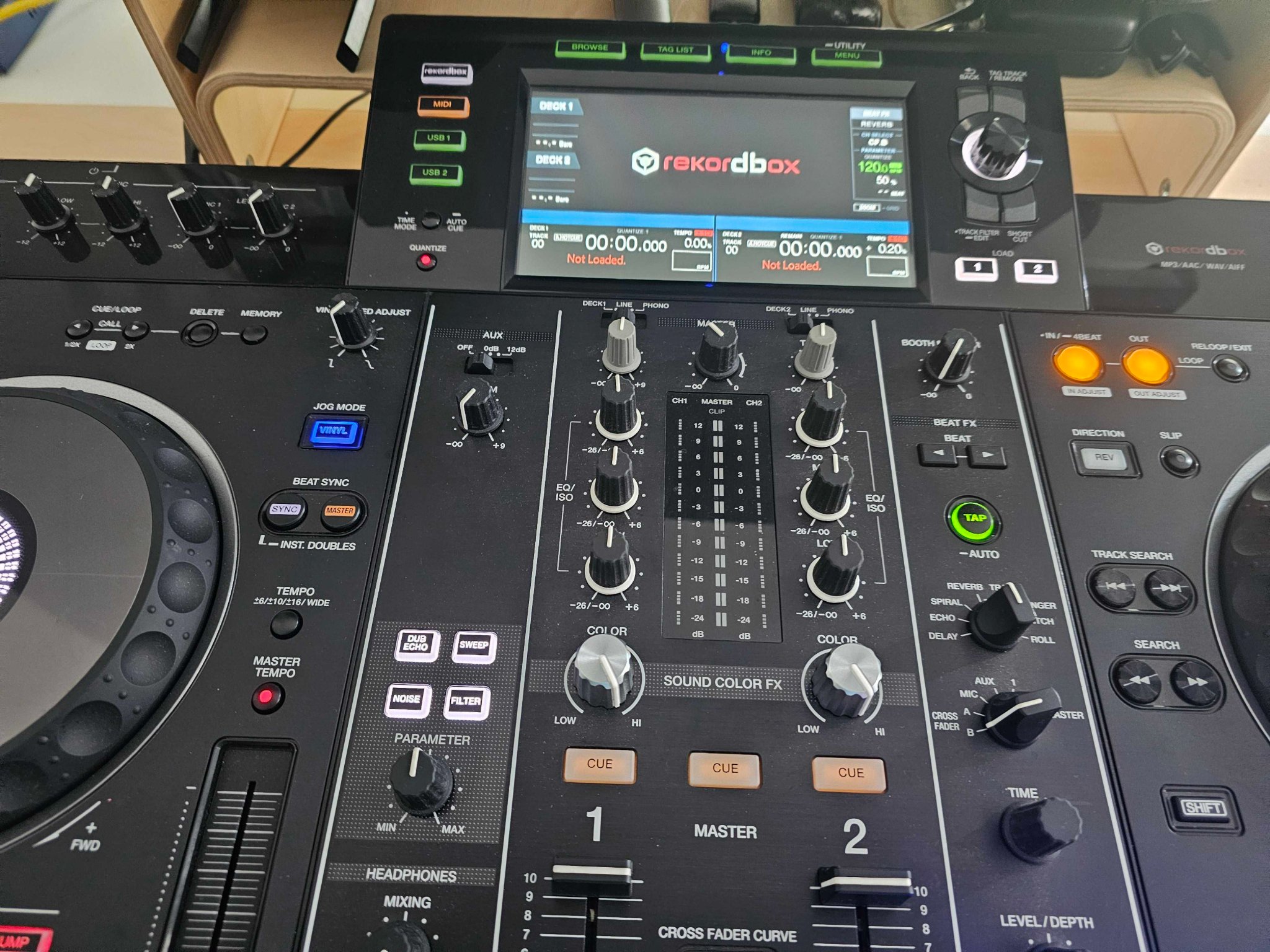 Pioneer XDJ-RX2 all-in-one DJ system - DJ Controllers - Gold Coast ...