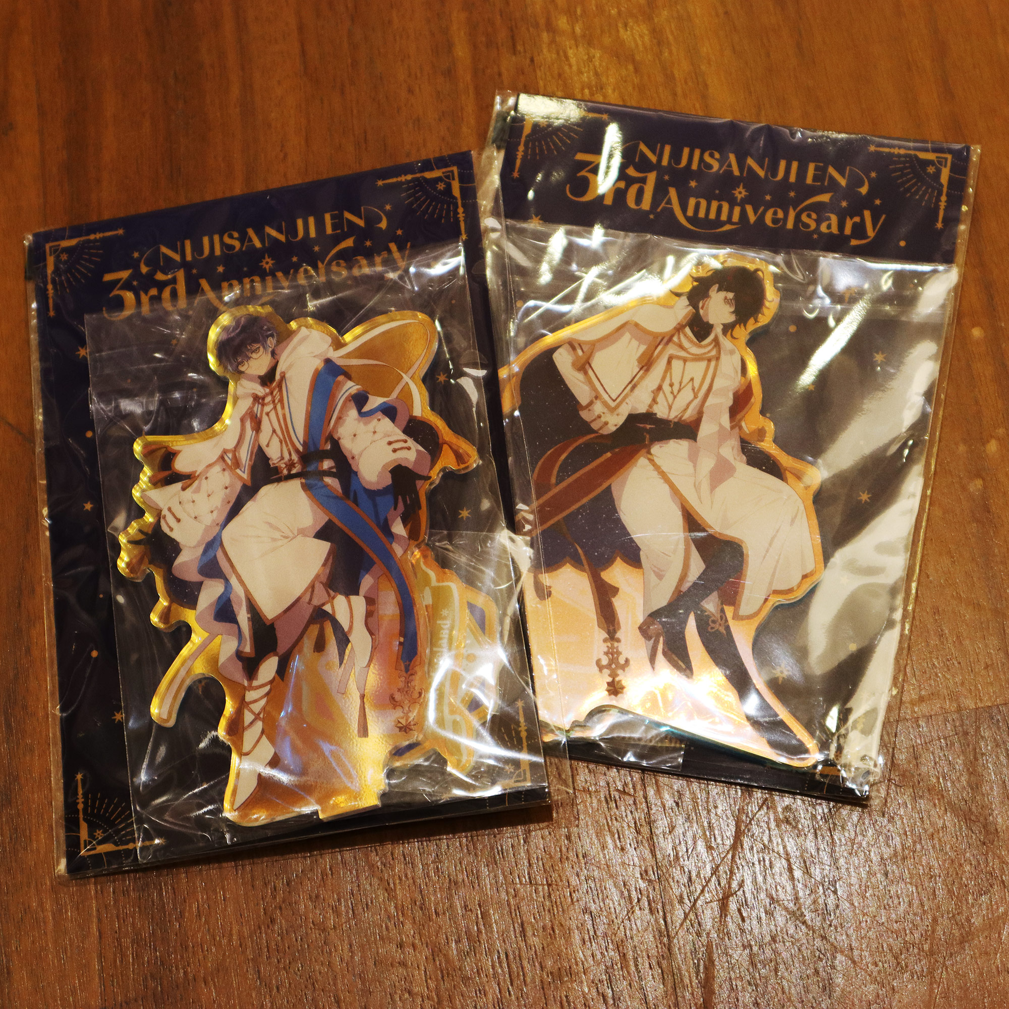 NIJISANJI EN 3rd Anniversary collections in-stock! Acrylic Stand  display picture 1
