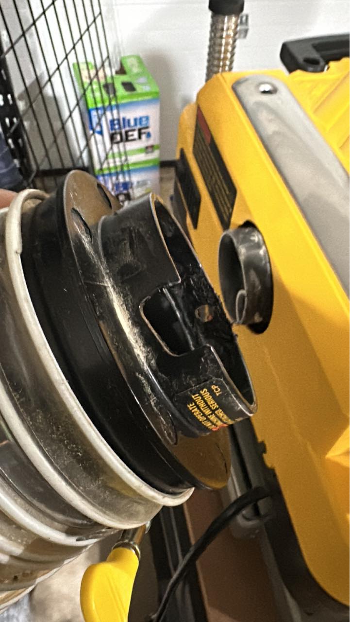 What's causing Dewalt planer couplers to vibrate and rip plastic?