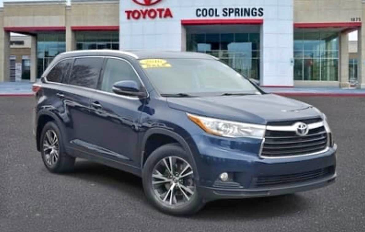 2016 Toyota Highlander · XLE Sport Utility 4D - Cars & Trucks ...