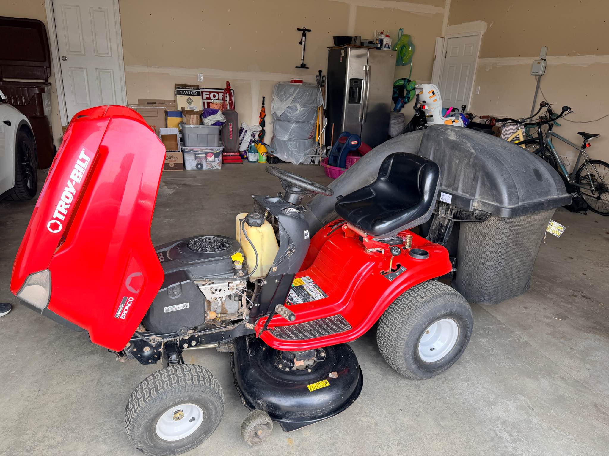 Troy Bilt Riding Lawn Mower with Bagger - Lawn Mowers - Dayton ...