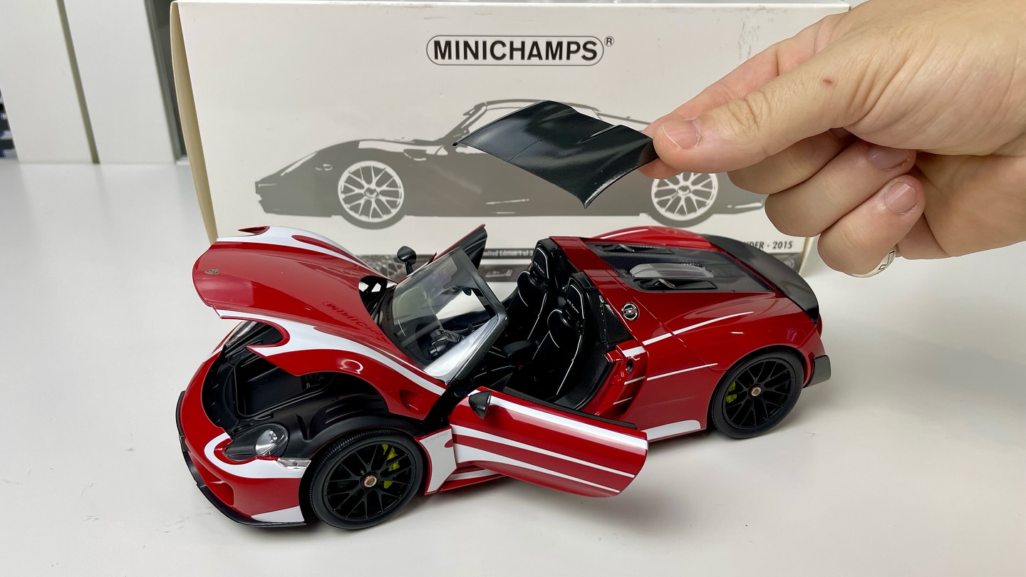 ? Porsche 918 Spyder (Weissach Package) - Minichamps (Limited 