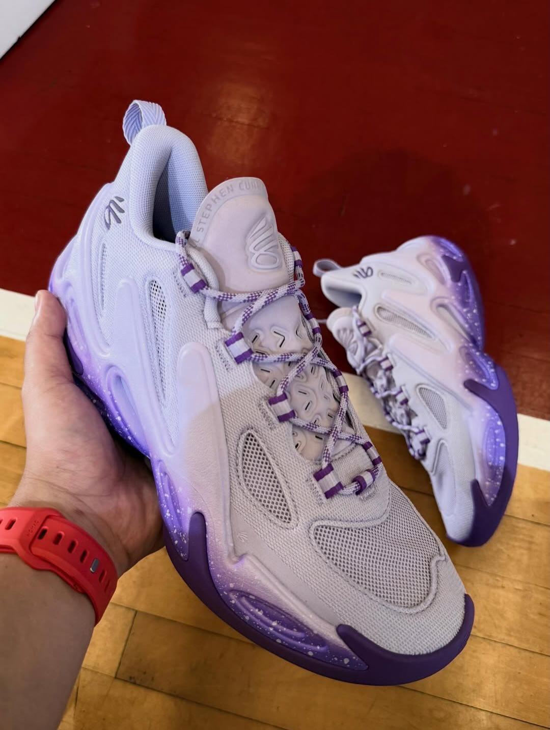 Collection made for greatness. @simplegrind showcased the Curry