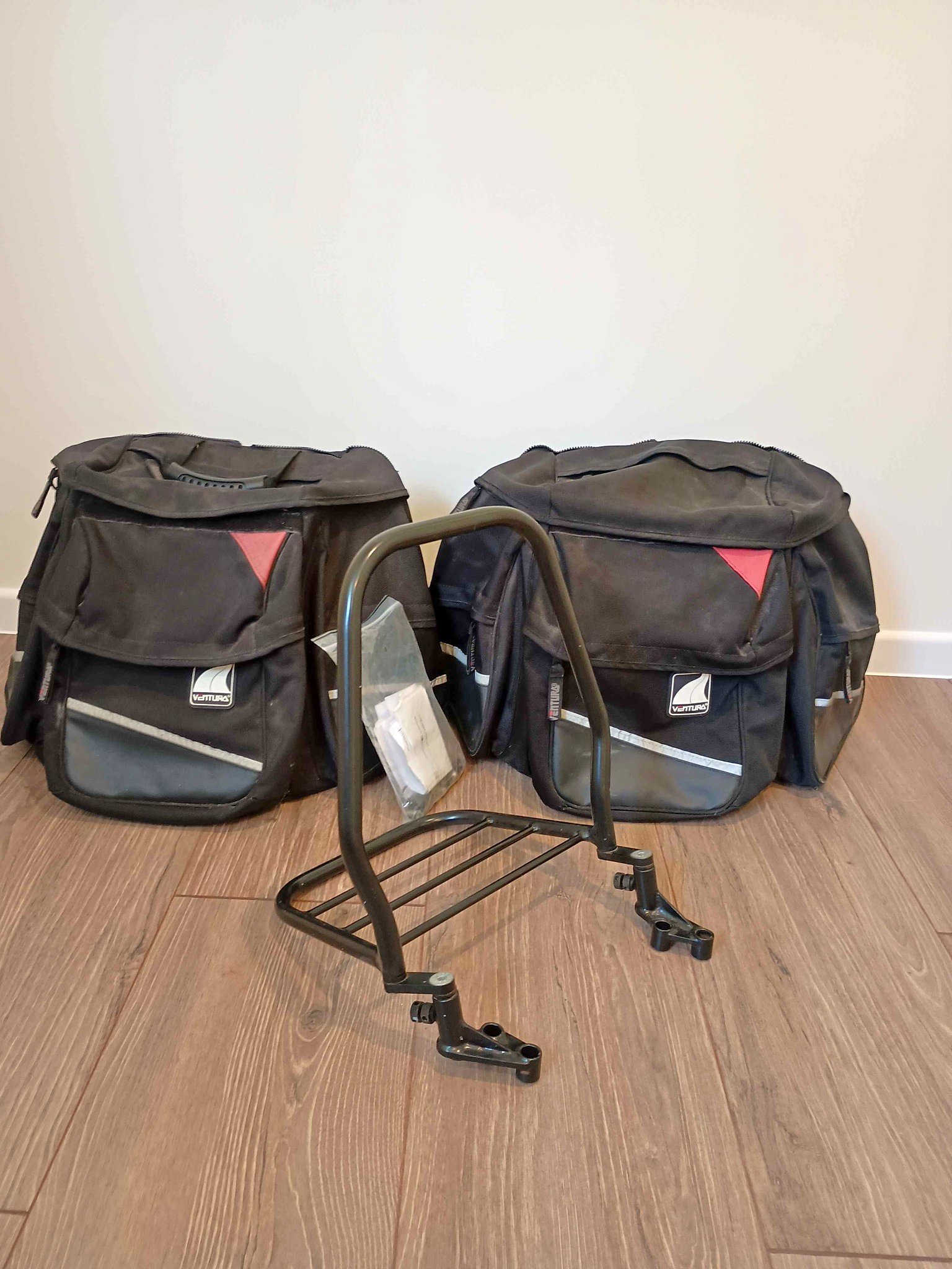 Ventura motorcycle rack and bags for Honda CB900f Hornet - Bicycle ...