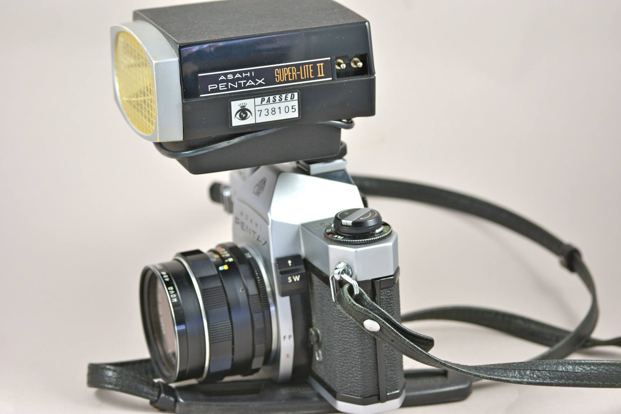 PENTAX SPOTMATIC フラッシュ付き動作確認済み Compact flash for Pentax Spotmatic II