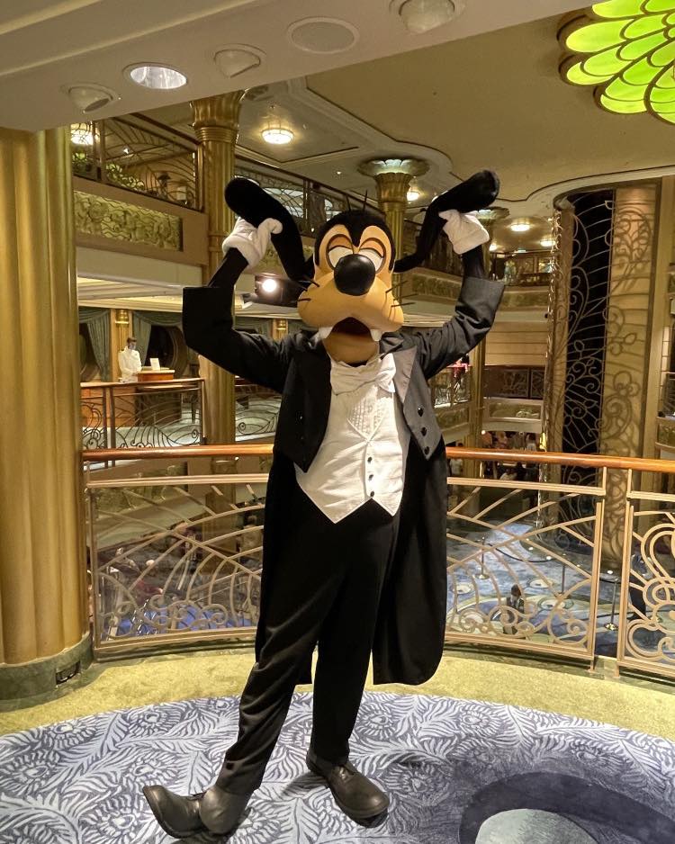 dress code disney cruise formal night What to wear for on a cruise? disney cruise formal night photos