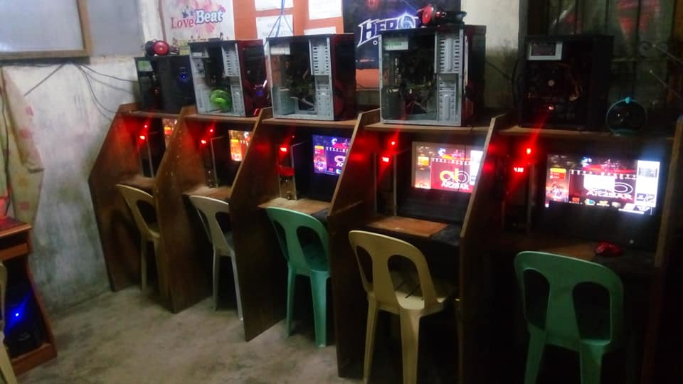 Kitkat and Chocnut's Pisonet Computer Shop | Los Baños