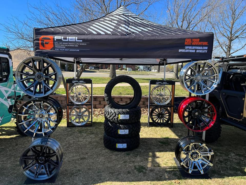 Trucks and Wheels HD - Show-Air Kenworth Truck with custom match ...