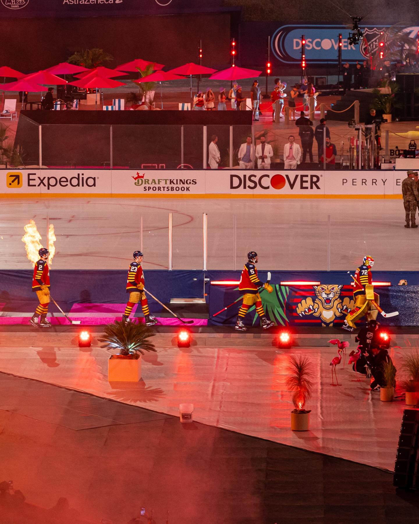 loanDepot Park - The @nhl has officially landed in Miami 🌴... | Facebook