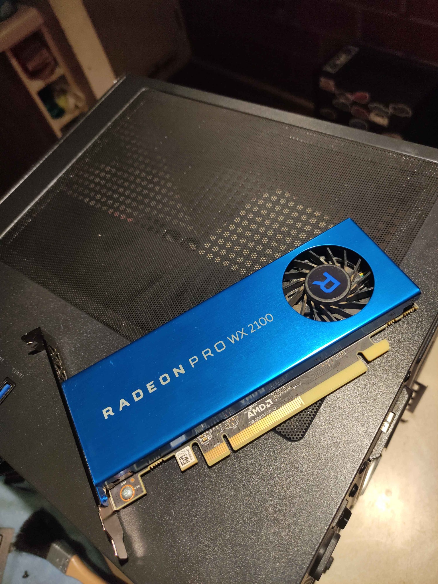 AMD Radeon PRO WX2100 2GB GDDR5 - CPUs/Processors - Villa Alemana ...