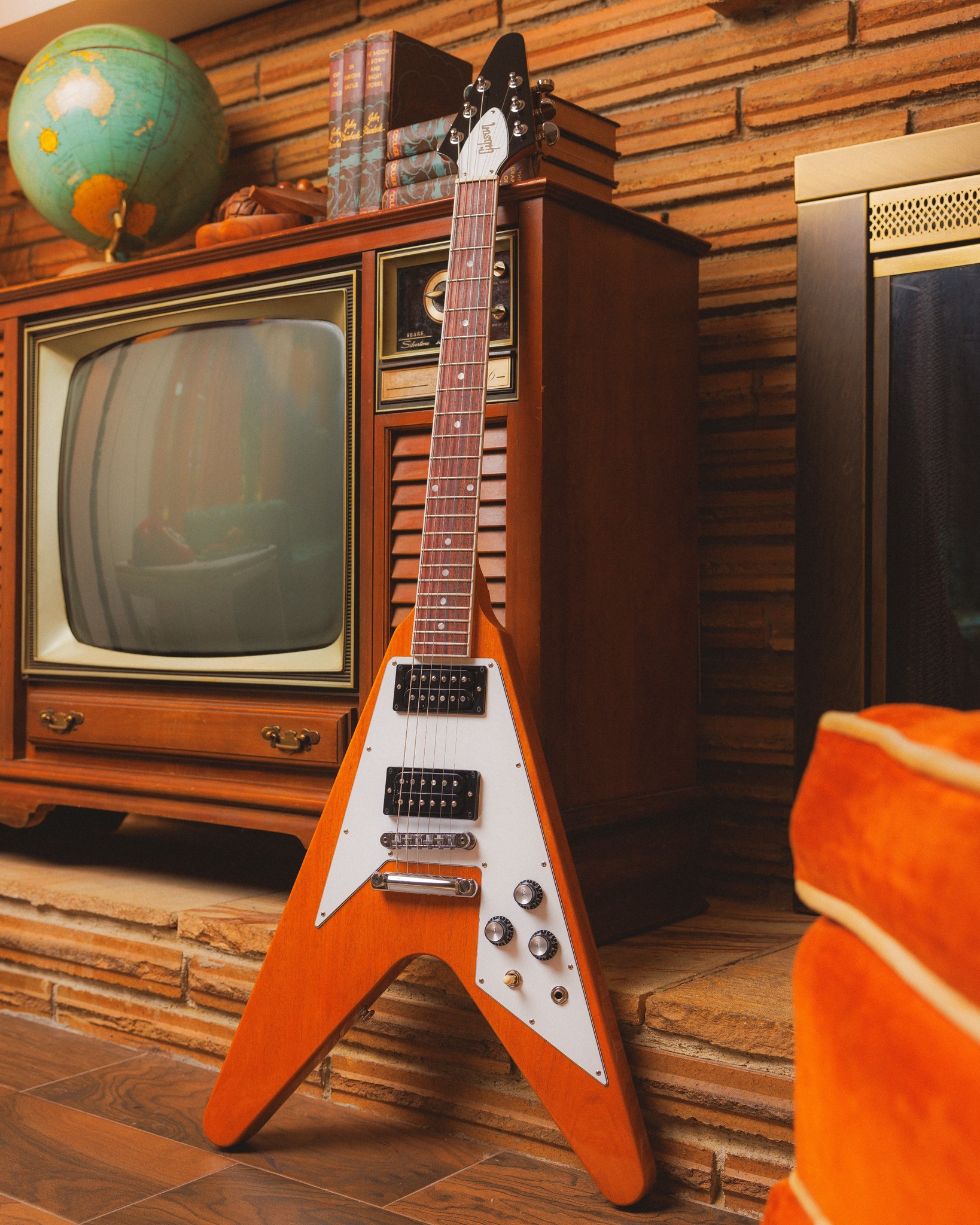 2017 Gibson Flying V with Dirty Fingers pickups
